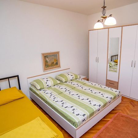 Apartments By The Sea Sumpetar, Omis - 2808 Δωμάτιο φωτογραφία