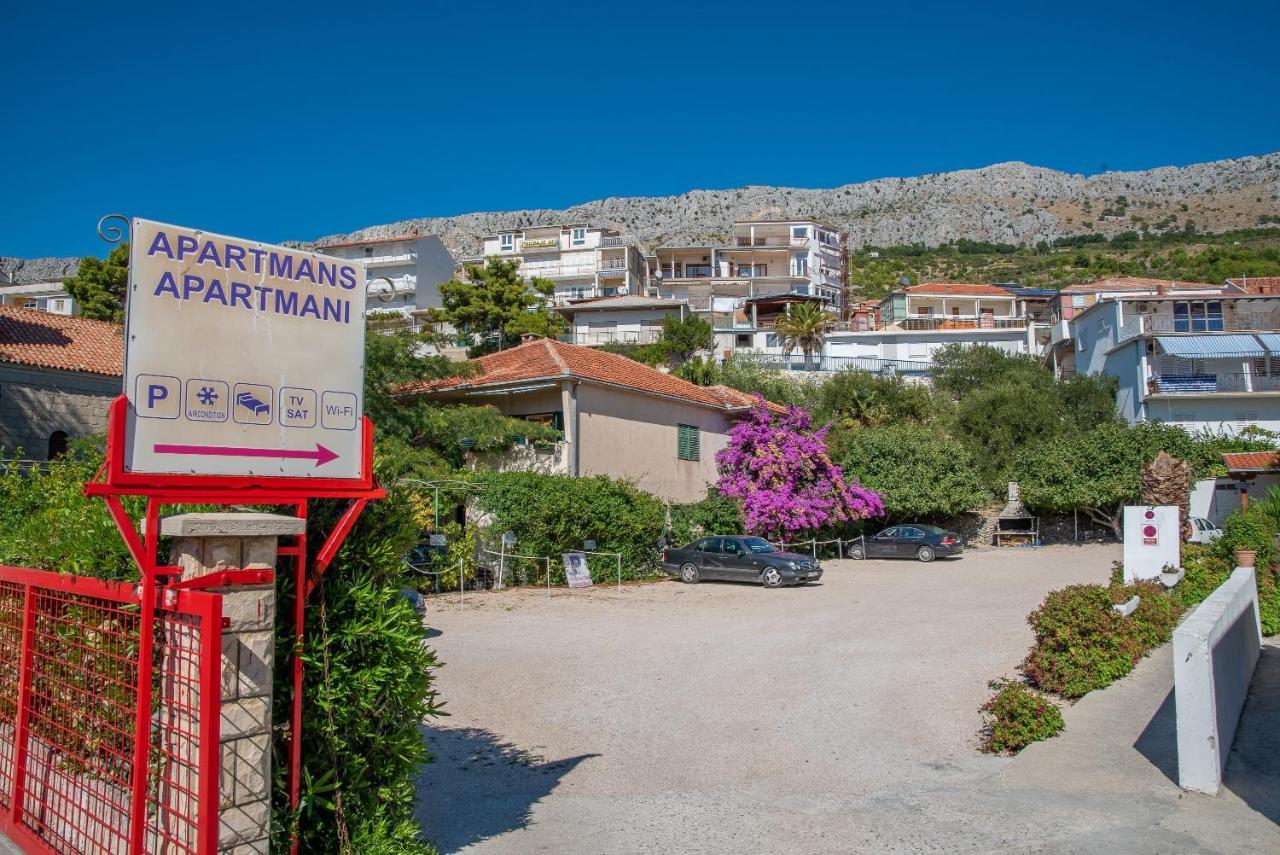 Apartments By The Sea Sumpetar, Omis - 2808 Εξωτερικό φωτογραφία