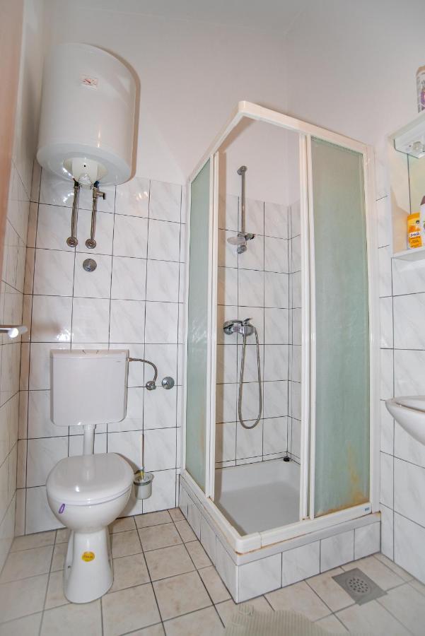 Apartments By The Sea Sumpetar, Omis - 2808 Εξωτερικό φωτογραφία