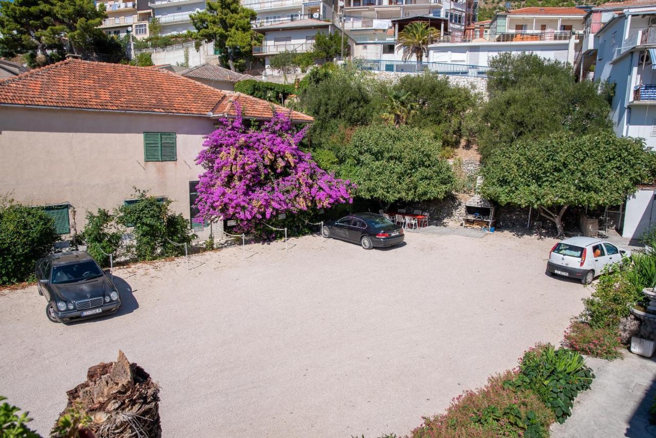 Apartments By The Sea Sumpetar, Omis - 2808 Εξωτερικό φωτογραφία