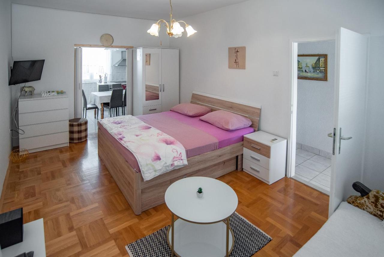 Apartments By The Sea Sumpetar, Omis - 2808 Εξωτερικό φωτογραφία