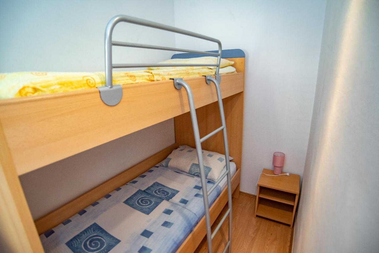 Apartments By The Sea Sumpetar, Omis - 2808 Εξωτερικό φωτογραφία