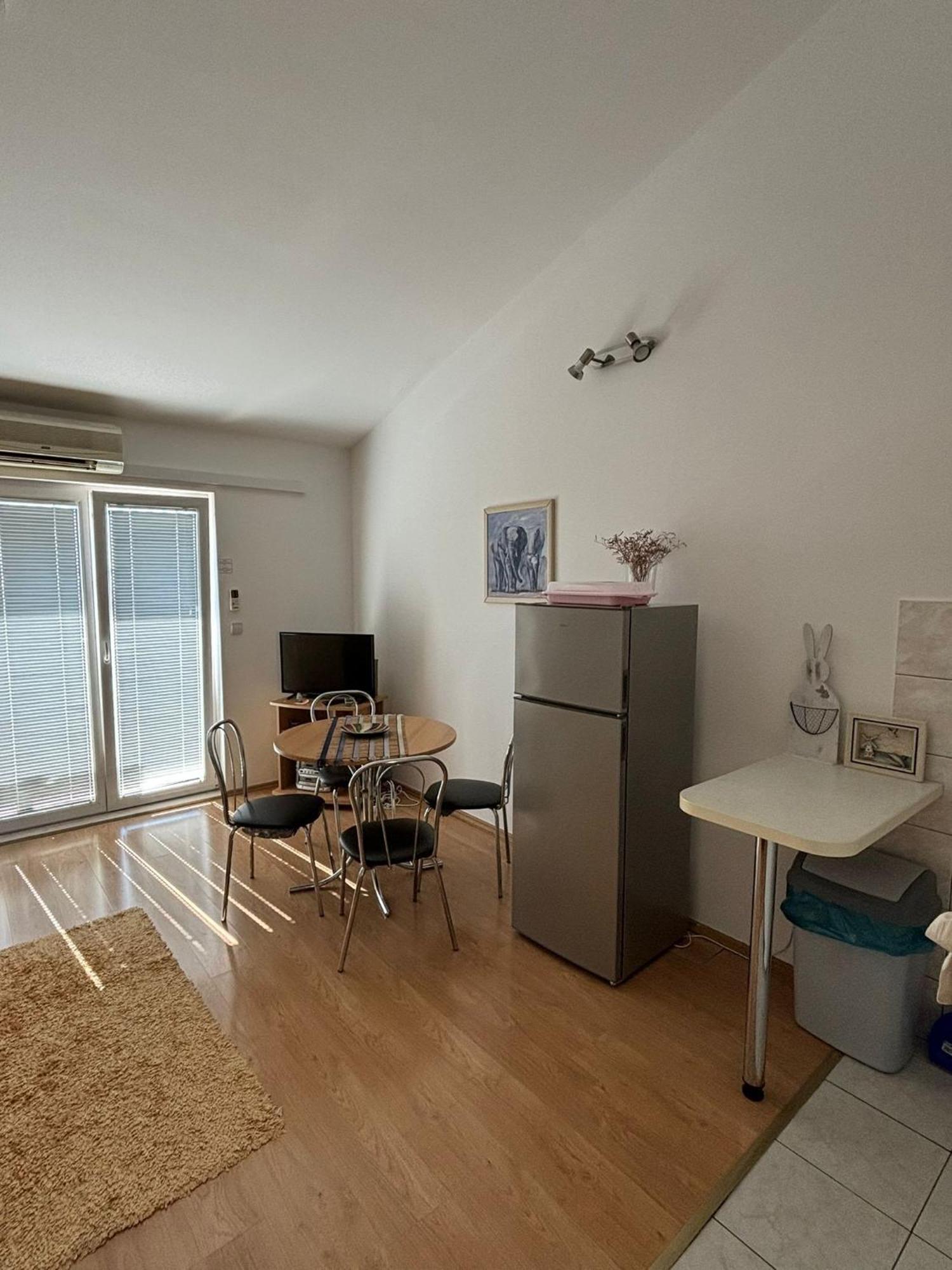 Apartments By The Sea Sumpetar, Omis - 2808 Εξωτερικό φωτογραφία