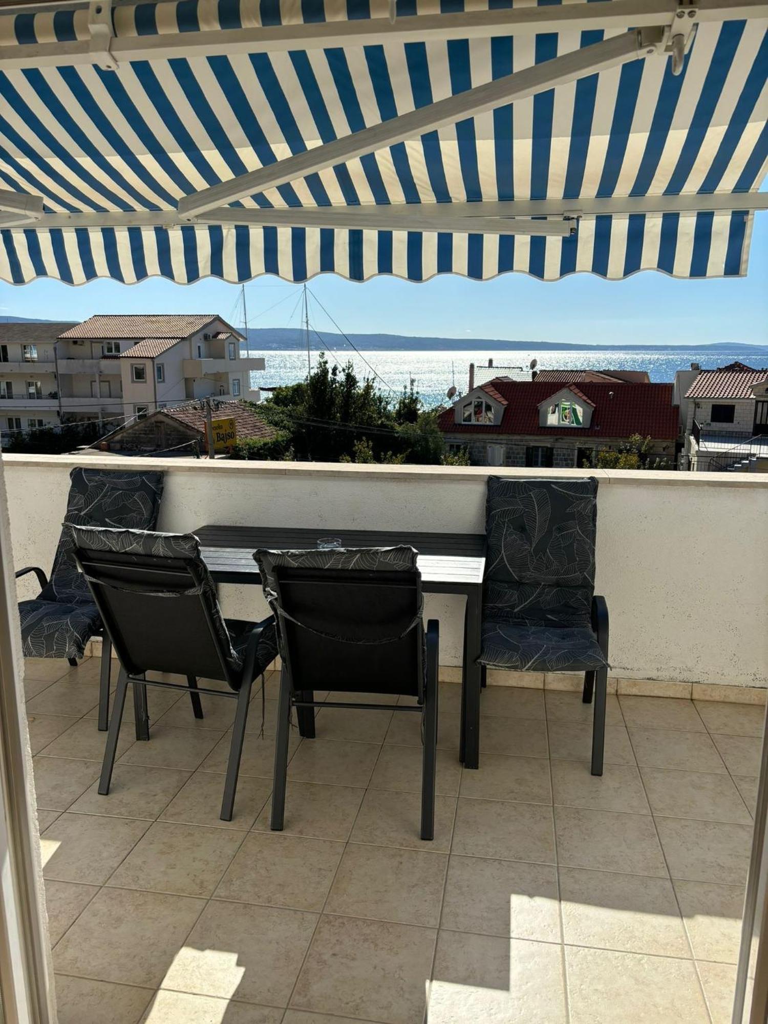 Apartments By The Sea Sumpetar, Omis - 2808 Εξωτερικό φωτογραφία